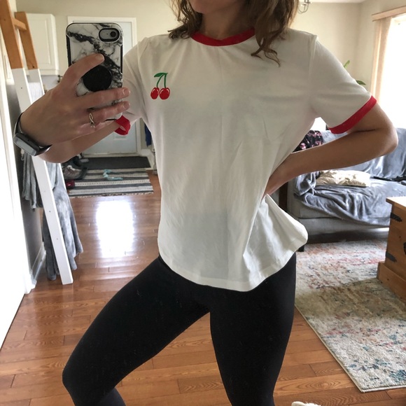 Cherry t shirt! - Picture 6 of 6